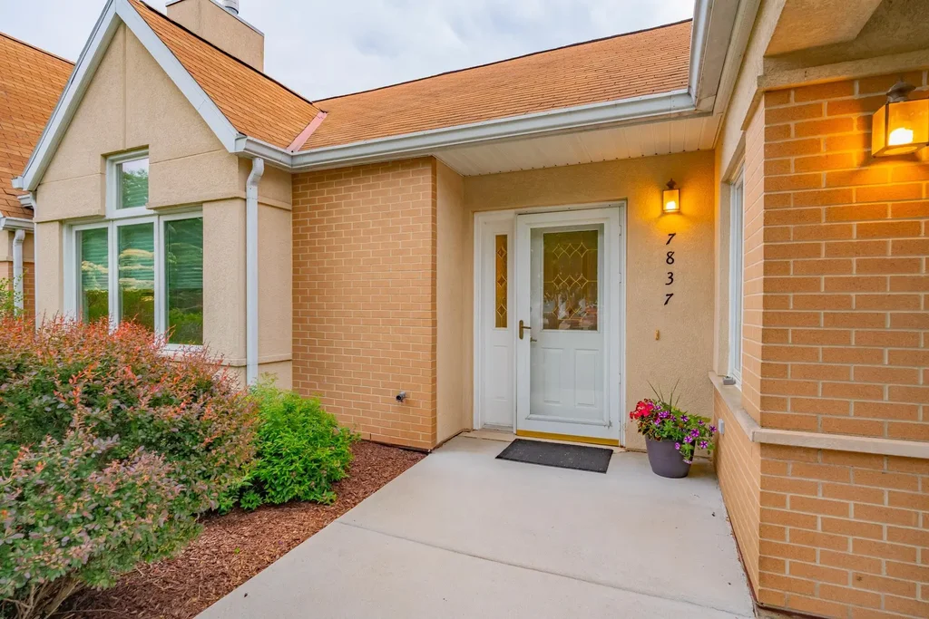 7837 Courtyard Drive, Madison