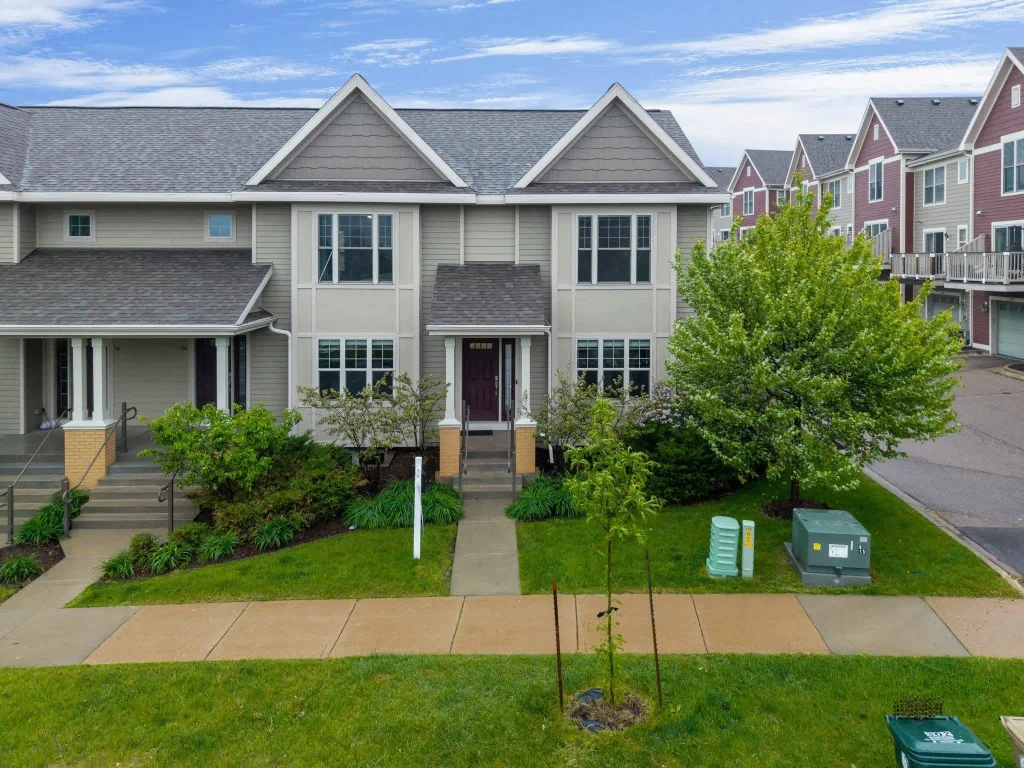 302 Cross Oak Drive, Madison