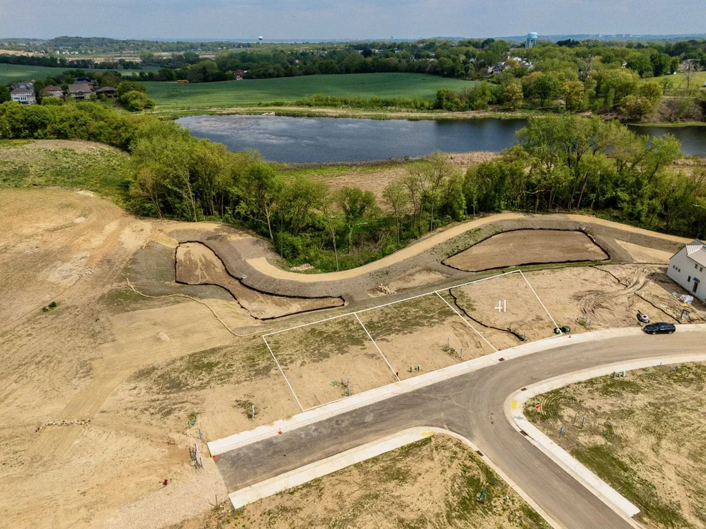 7525 California Love Trail, Middleton