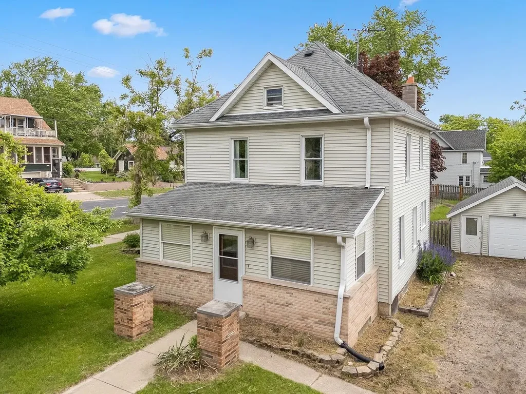 246 Laurel Street, Reedsburg