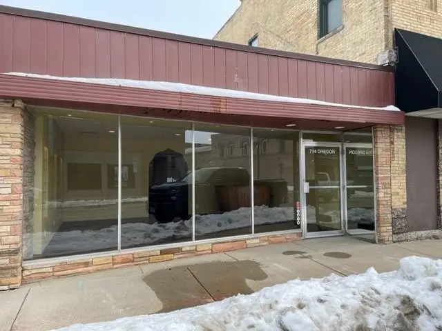 714 Oregon Street, Oshkosh