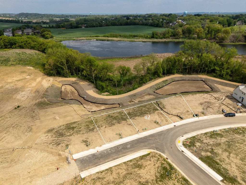 7521 California Love Trail, Middleton