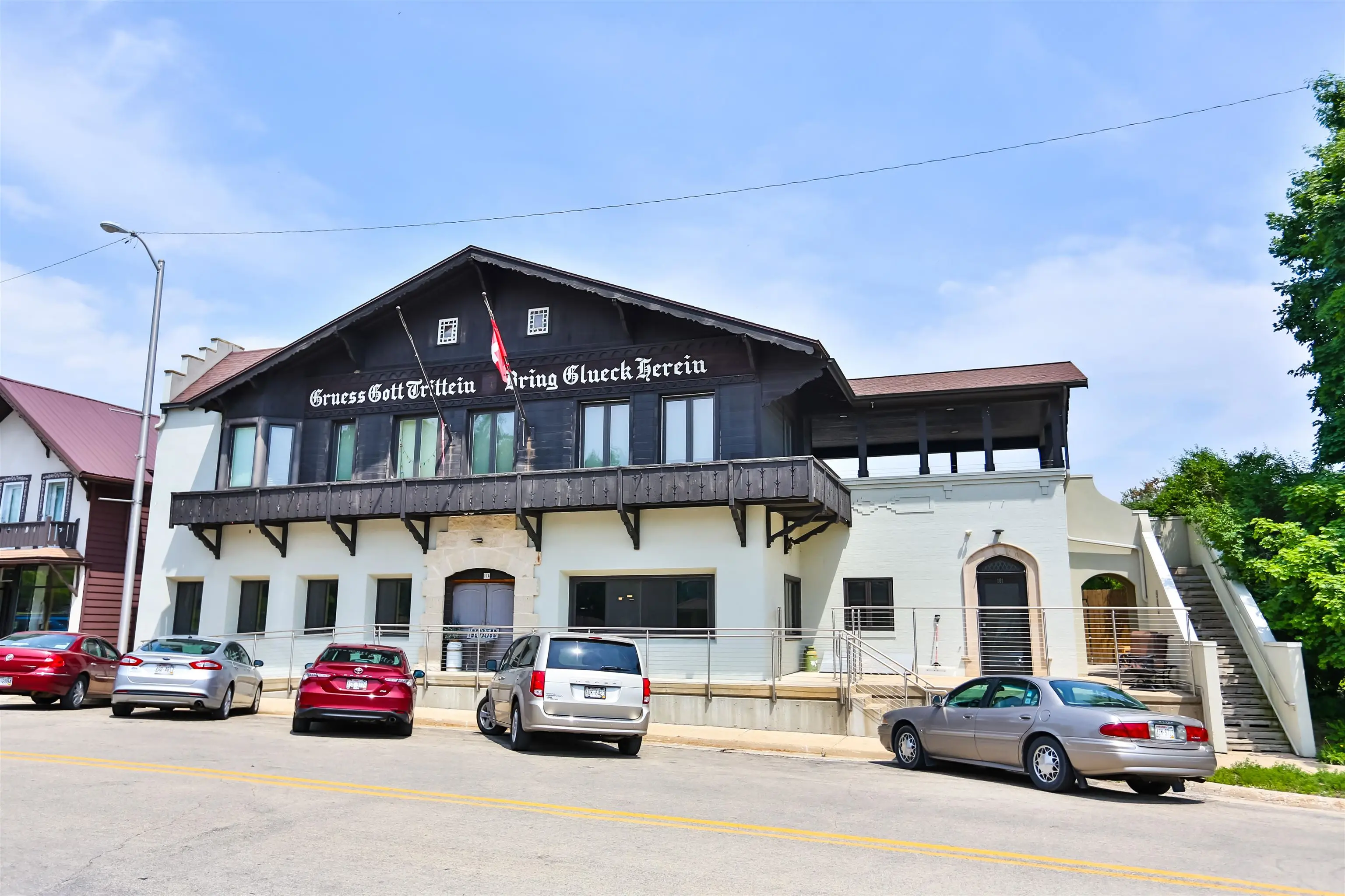 Photo of Listing #2001802