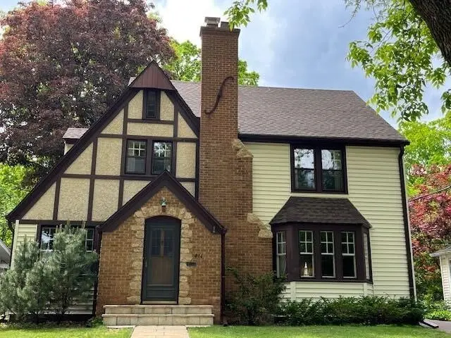 Photo of Listing #2002556