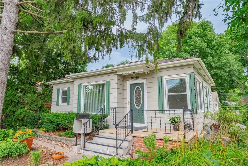 3750 Johns Street, Madison