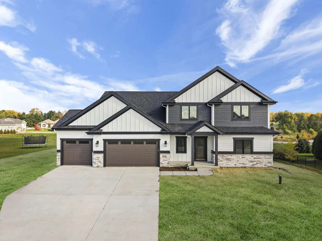 6826 Angelica Trail, Bristol