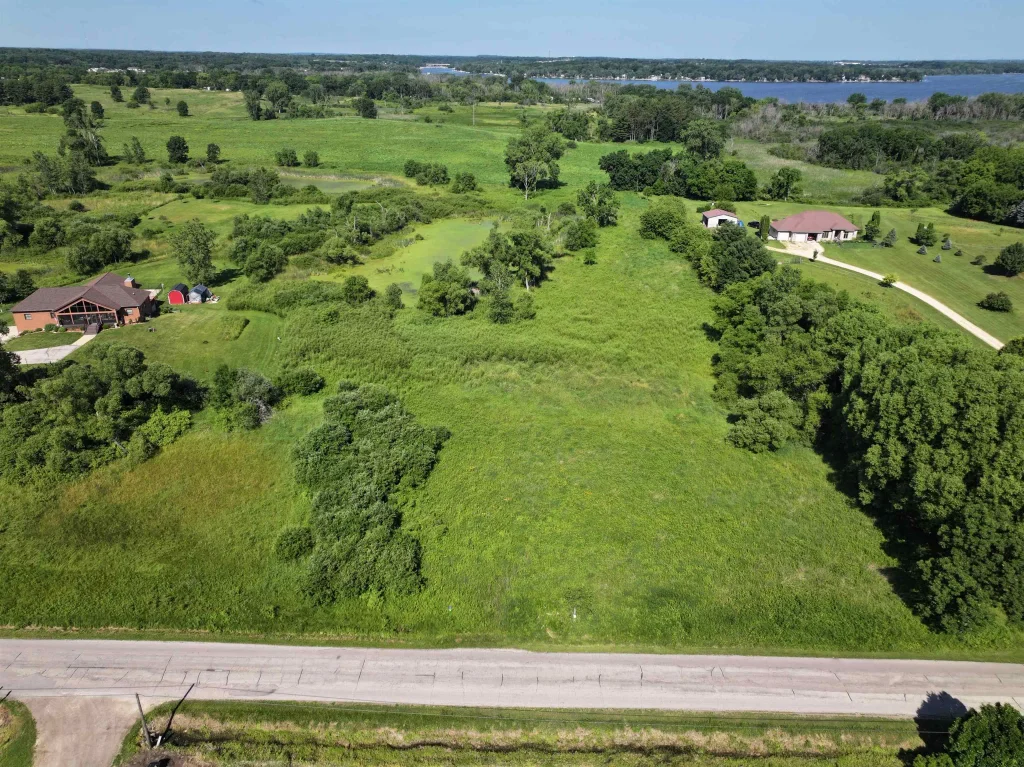 5.98 M/l Acres N Charley Bluff Road, Milton