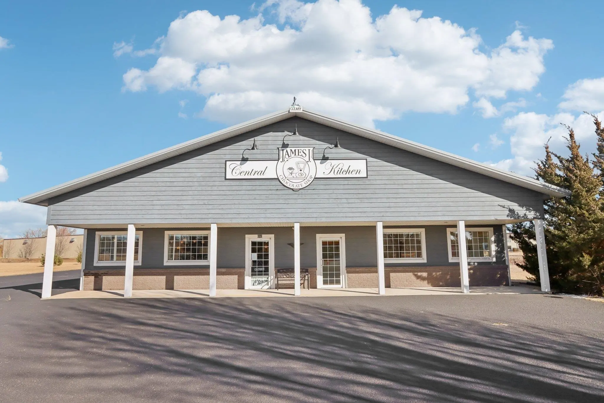 680 Enterprise Drive, Lake Mills