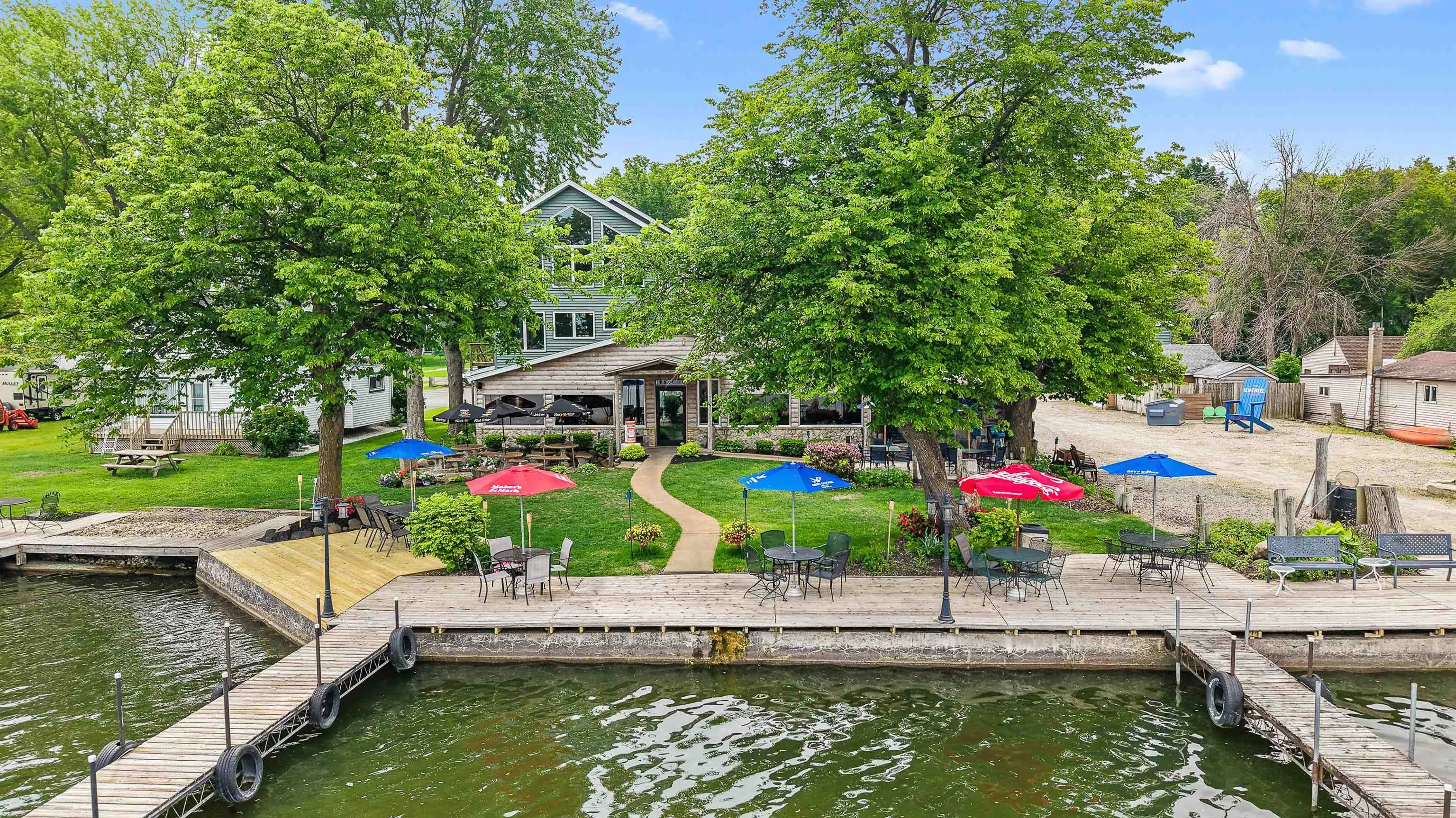 Photo of Listing #2003623