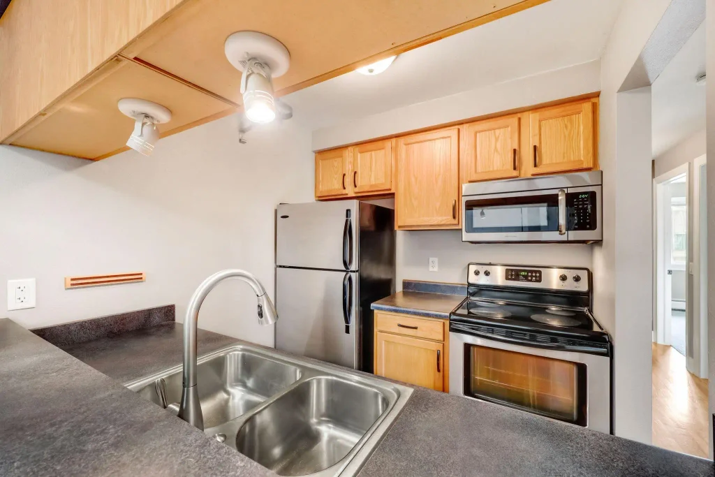 #201 - 2424 Independence Lane, Madison