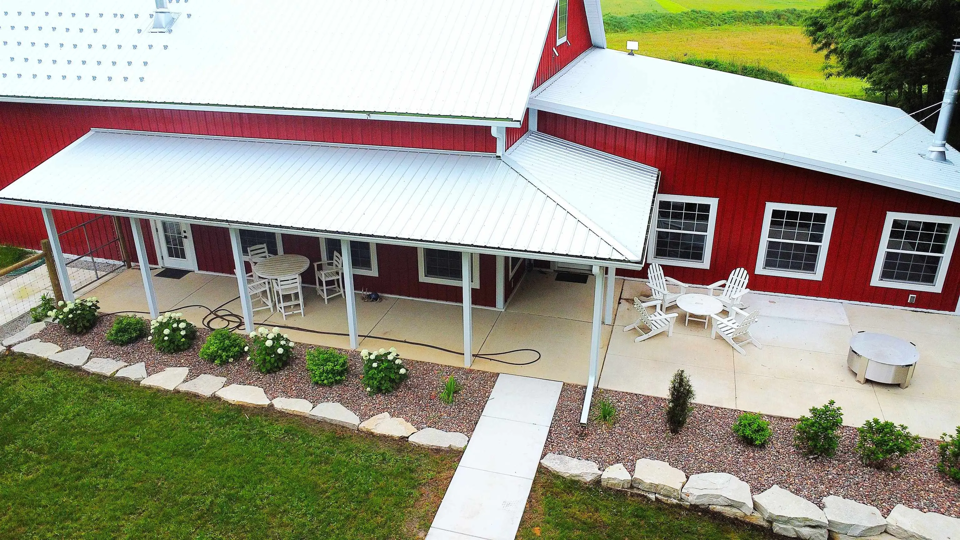 Photo of Listing #2003895