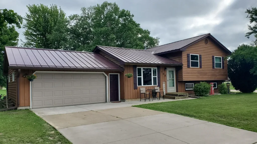 705 E Brownell Street, Tomah