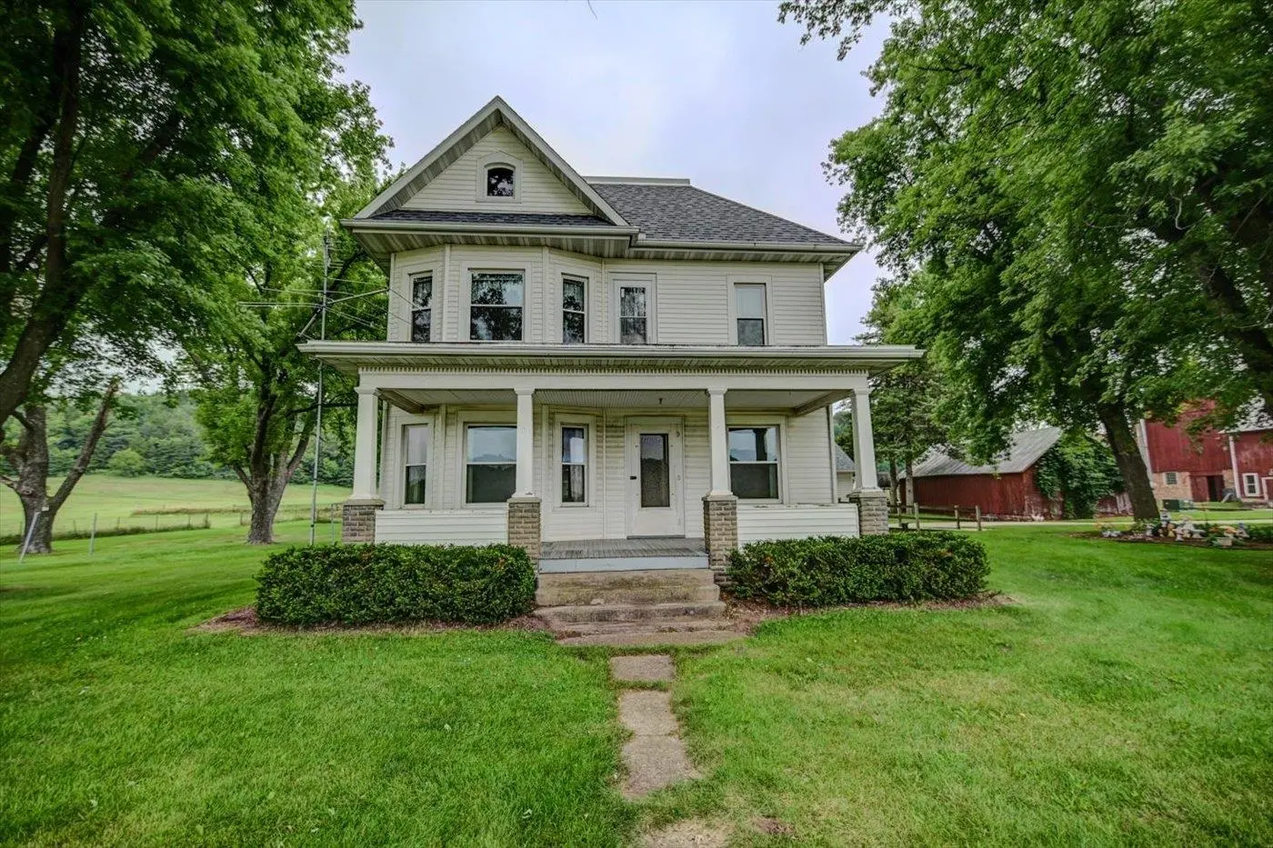 Photo of Listing #2004183