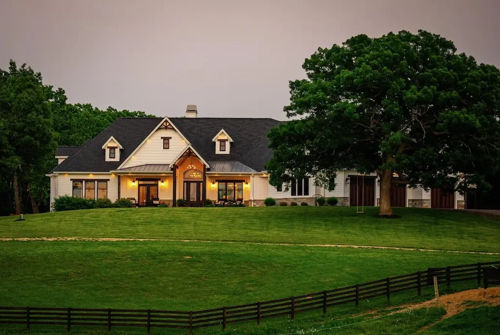 17595 Interior Rd Road, Tomah