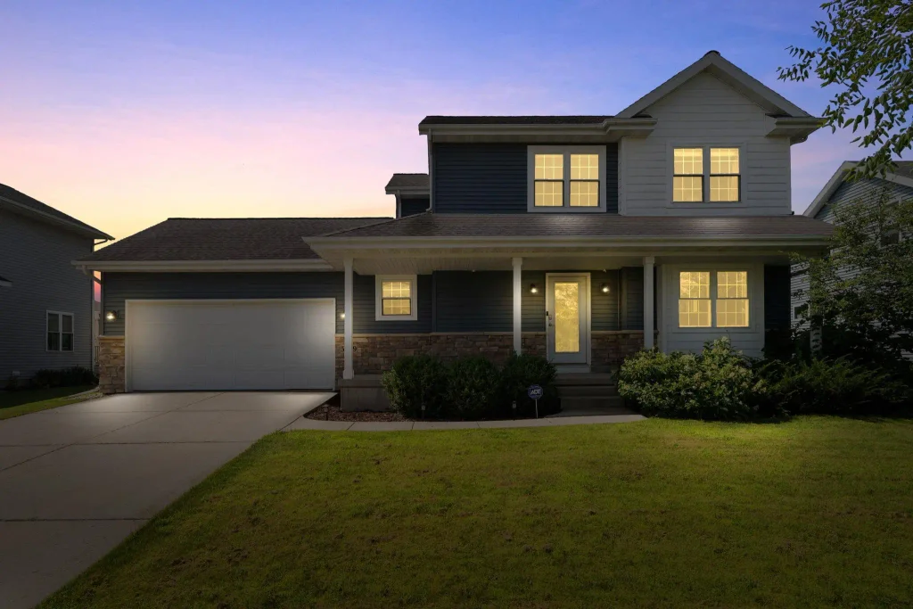 5169 Fox Sedge Lane, Fitchburg