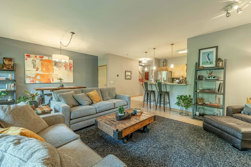 704 Clardell Drive, Sun Prairie