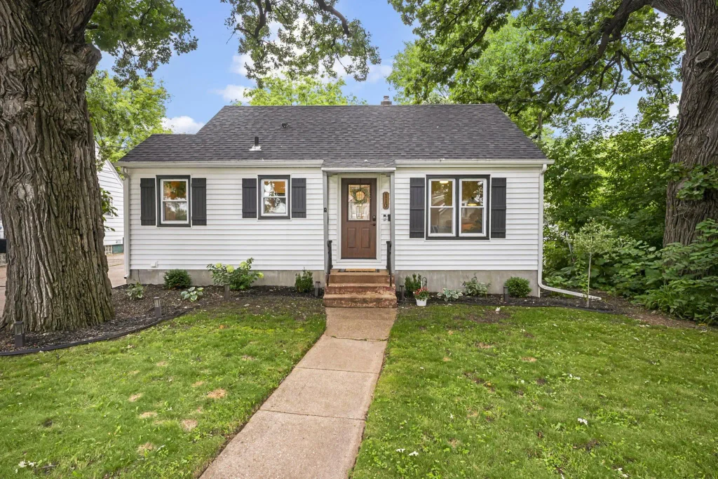 110 N Fair Oaks Avenue, Madison