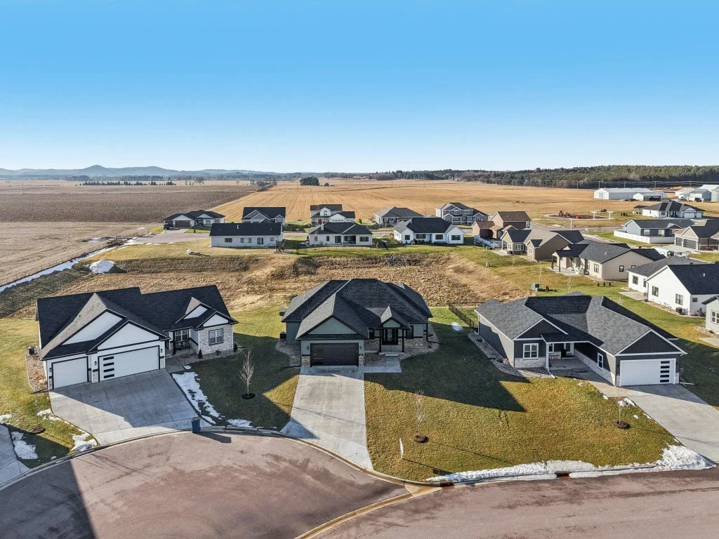 264 Falcon Court, Sauk City