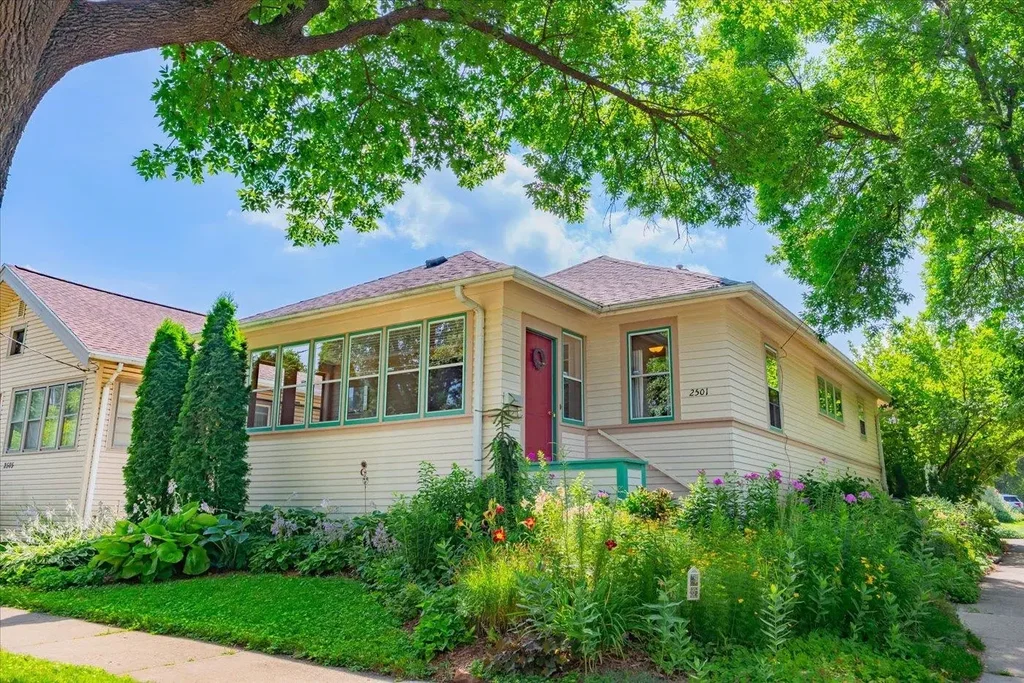 2501 Upham Street, Madison