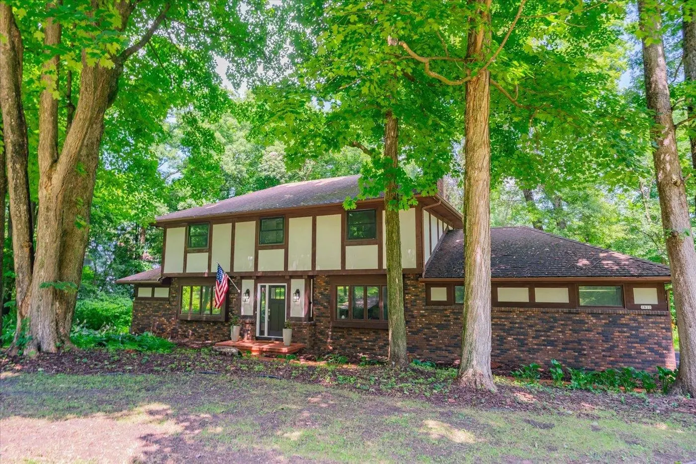 Photo of Listing #2004772