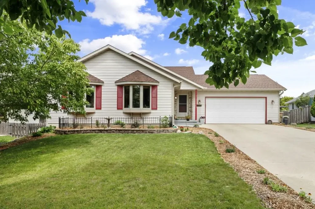 842 Twin Pines Drive, Madison