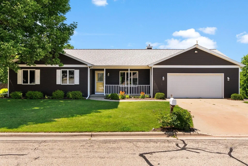 3141 Bollenbeck Street, Cross Plains