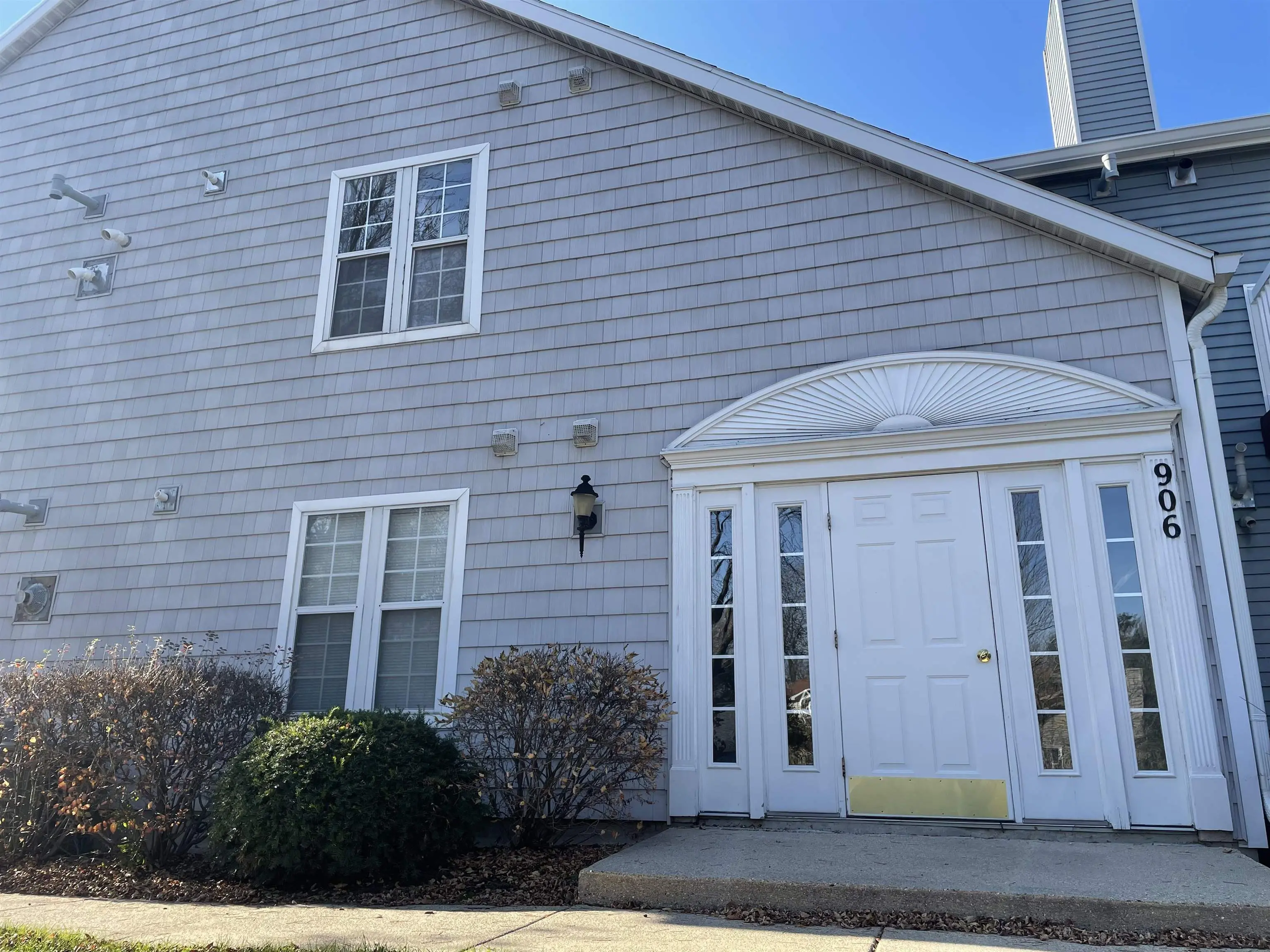 Photo of Listing #2005052