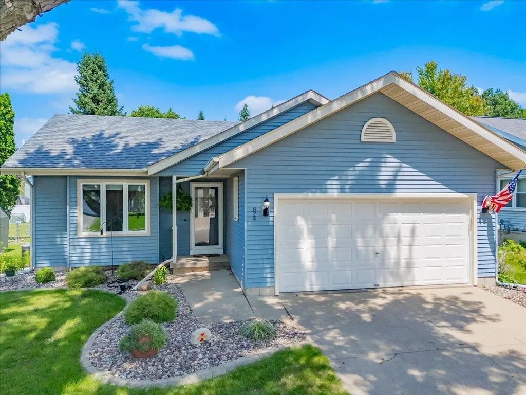 824 W Mohawk Trail, DeForest