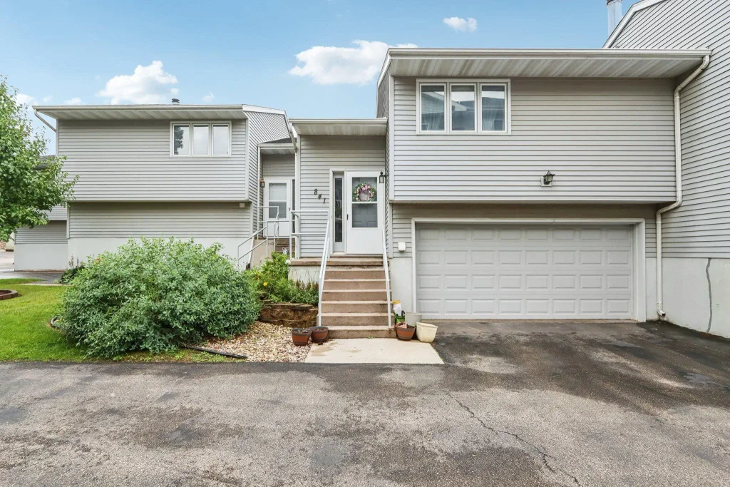 841 Henry Street, Waunakee