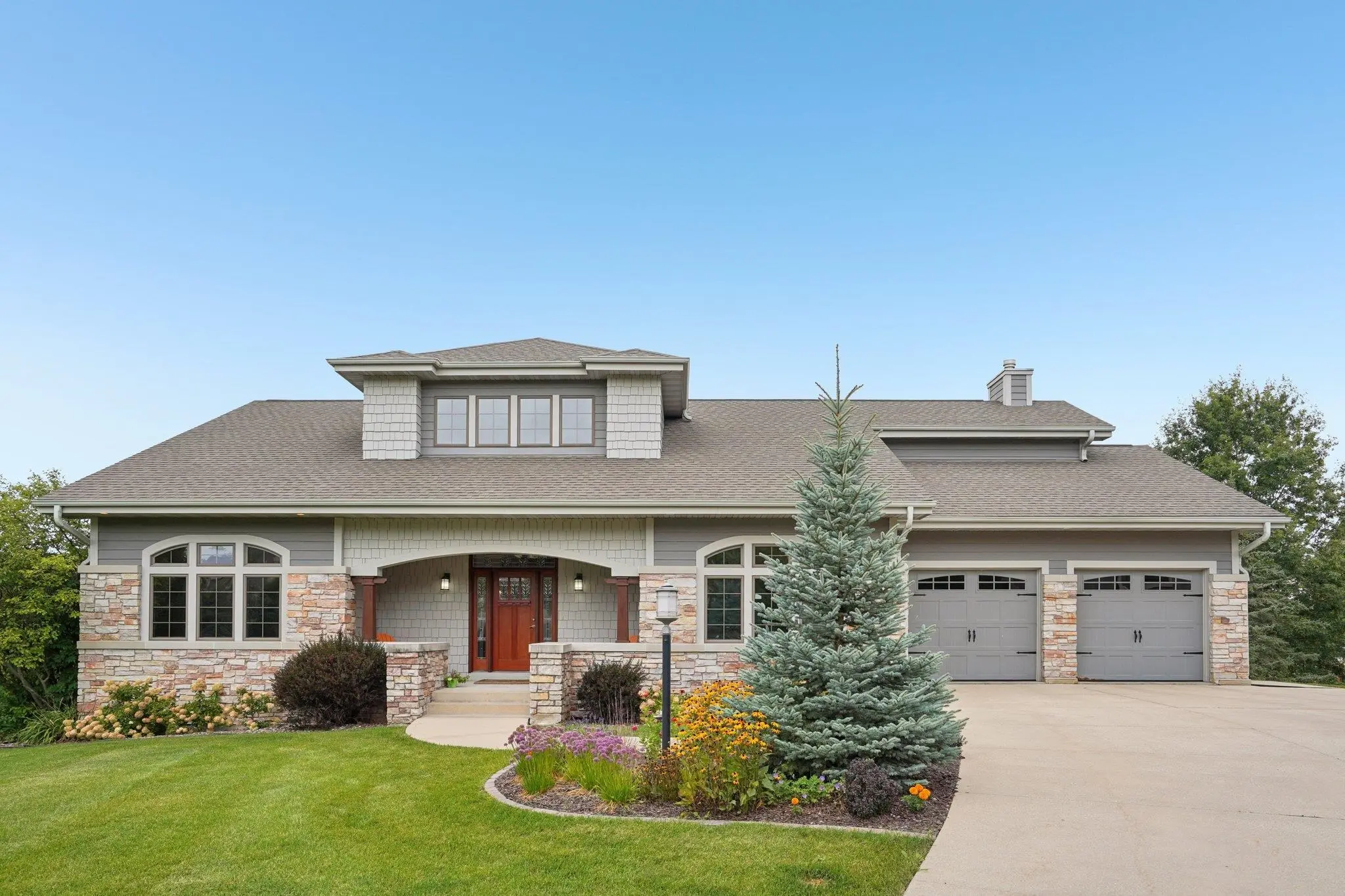 Photo of Listing #2005278