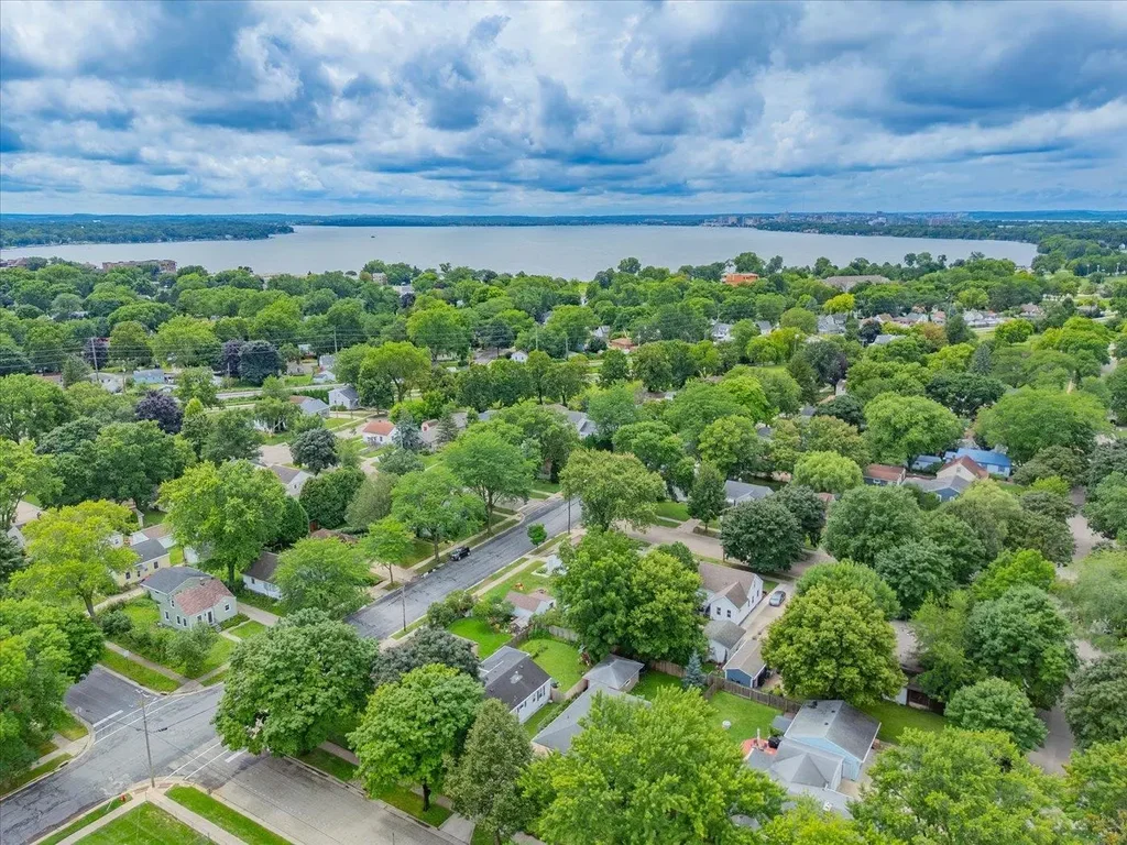 410 Gunderson Street, Madison