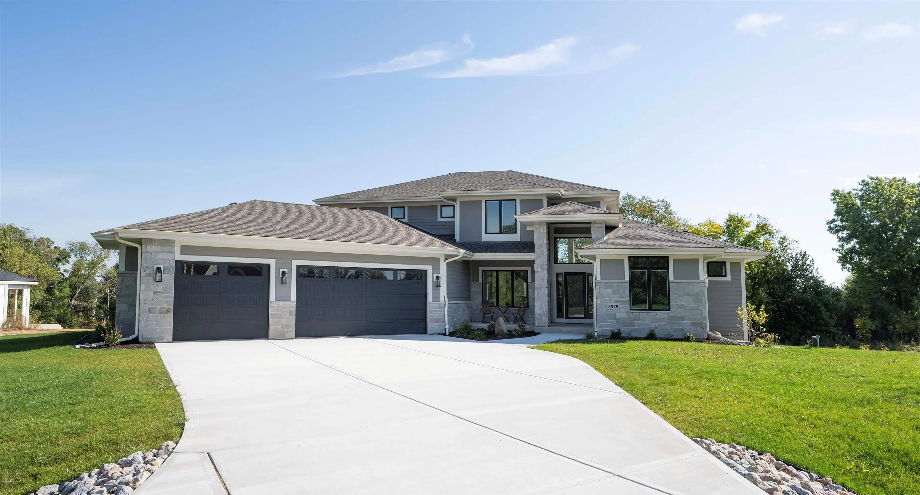 Photo of Listing #2005829