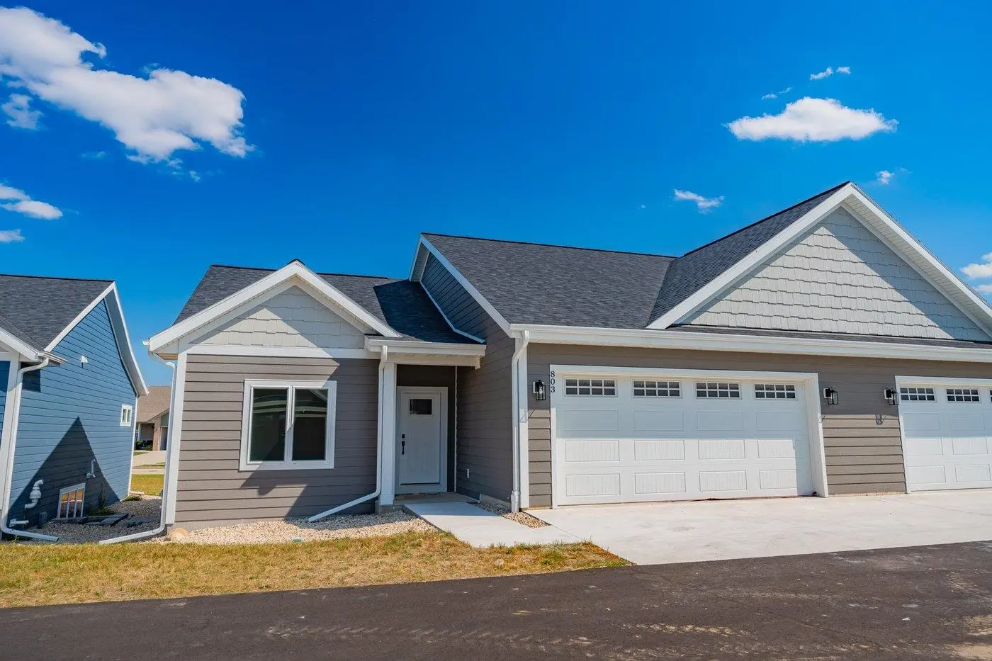 Photo of Listing #2006013