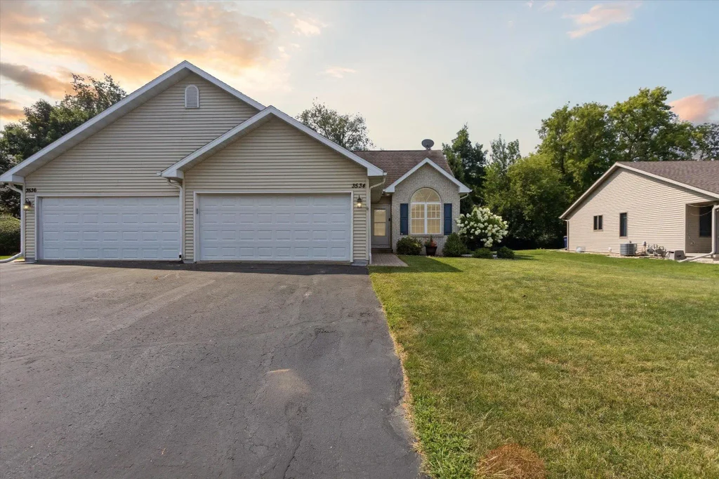 #1 - 3534 Sheffield Drive, Janesville