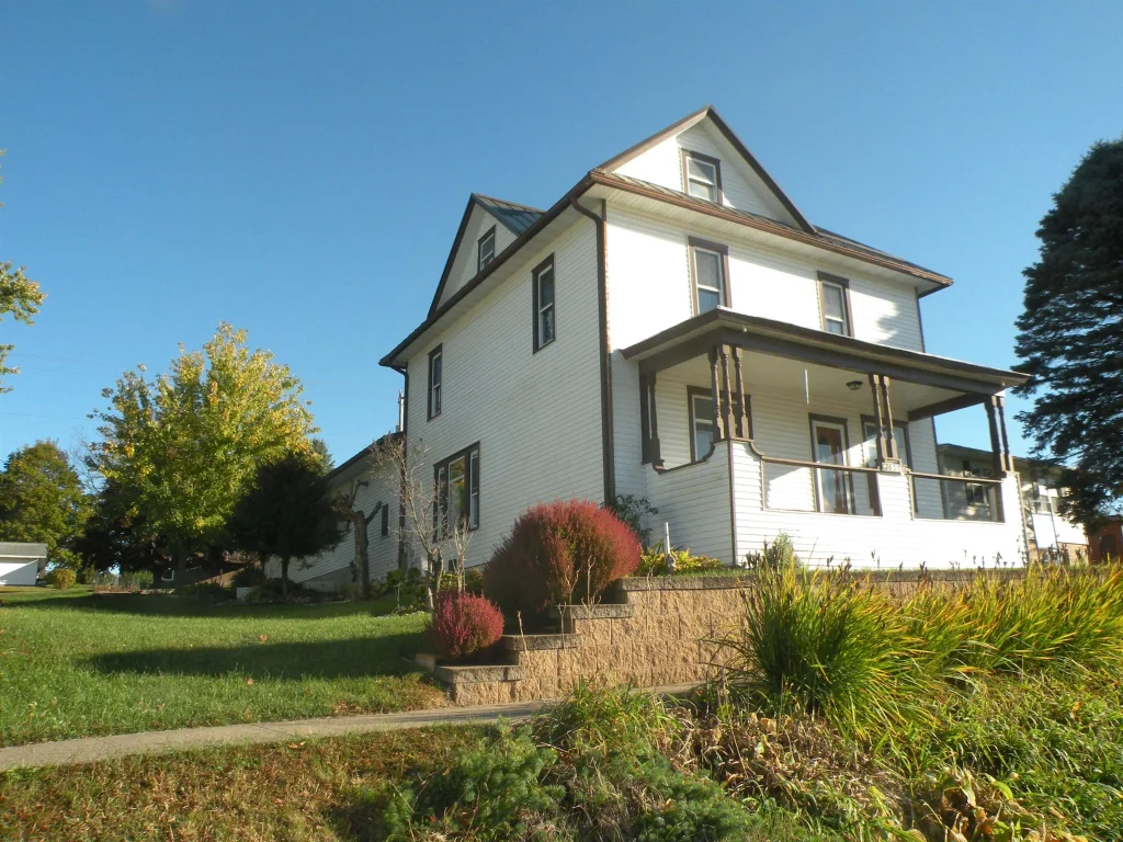 610 1st Street, Bloomington