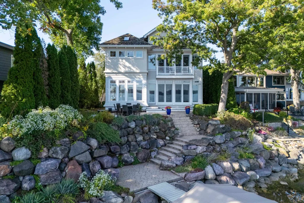 5029 St Cyr Road, Westport