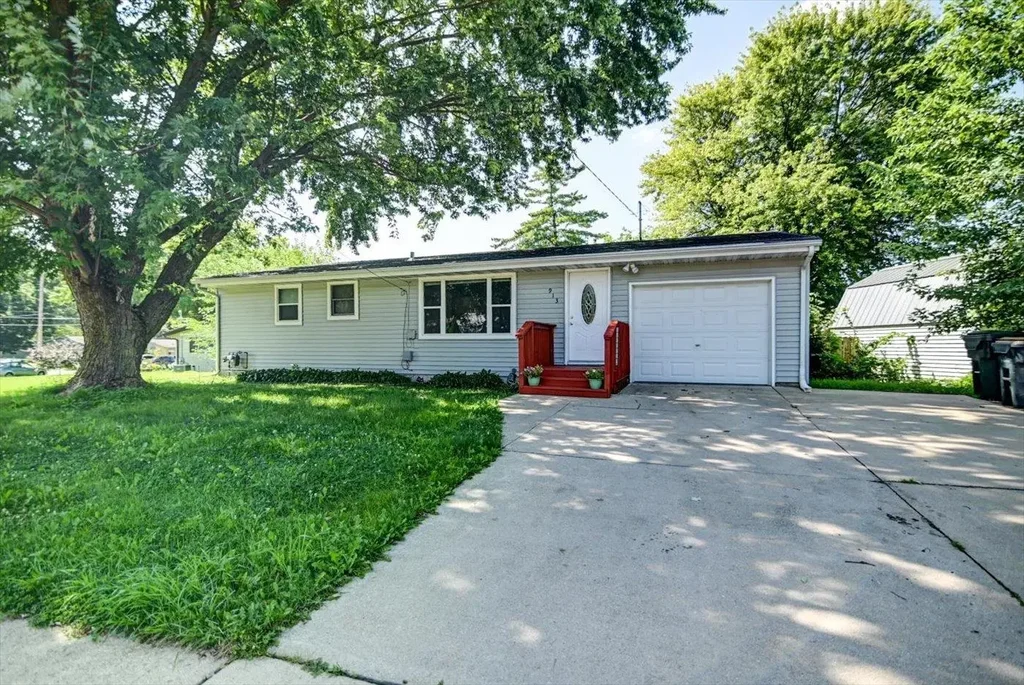 913 Northport Drive, Madison