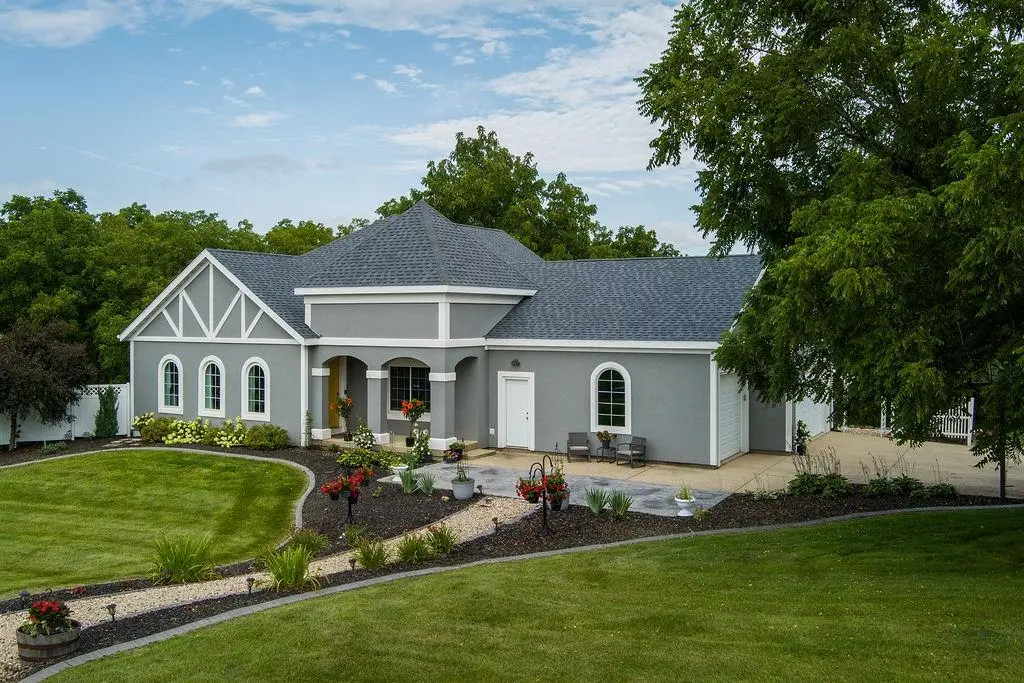 W8820 Highway 39, York