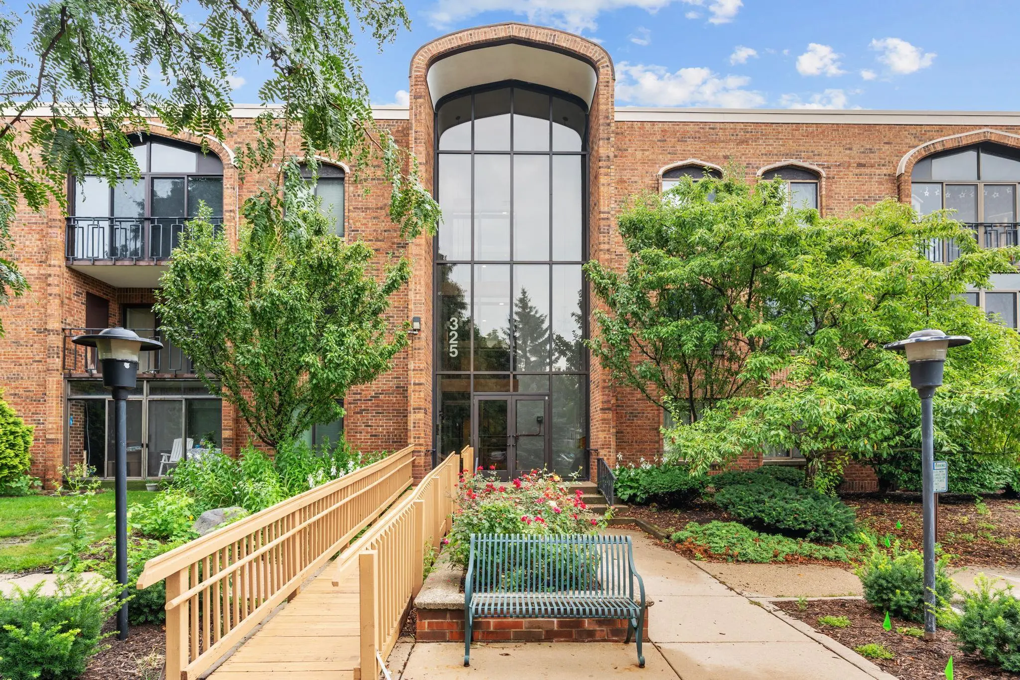 Photo of Listing #2006864