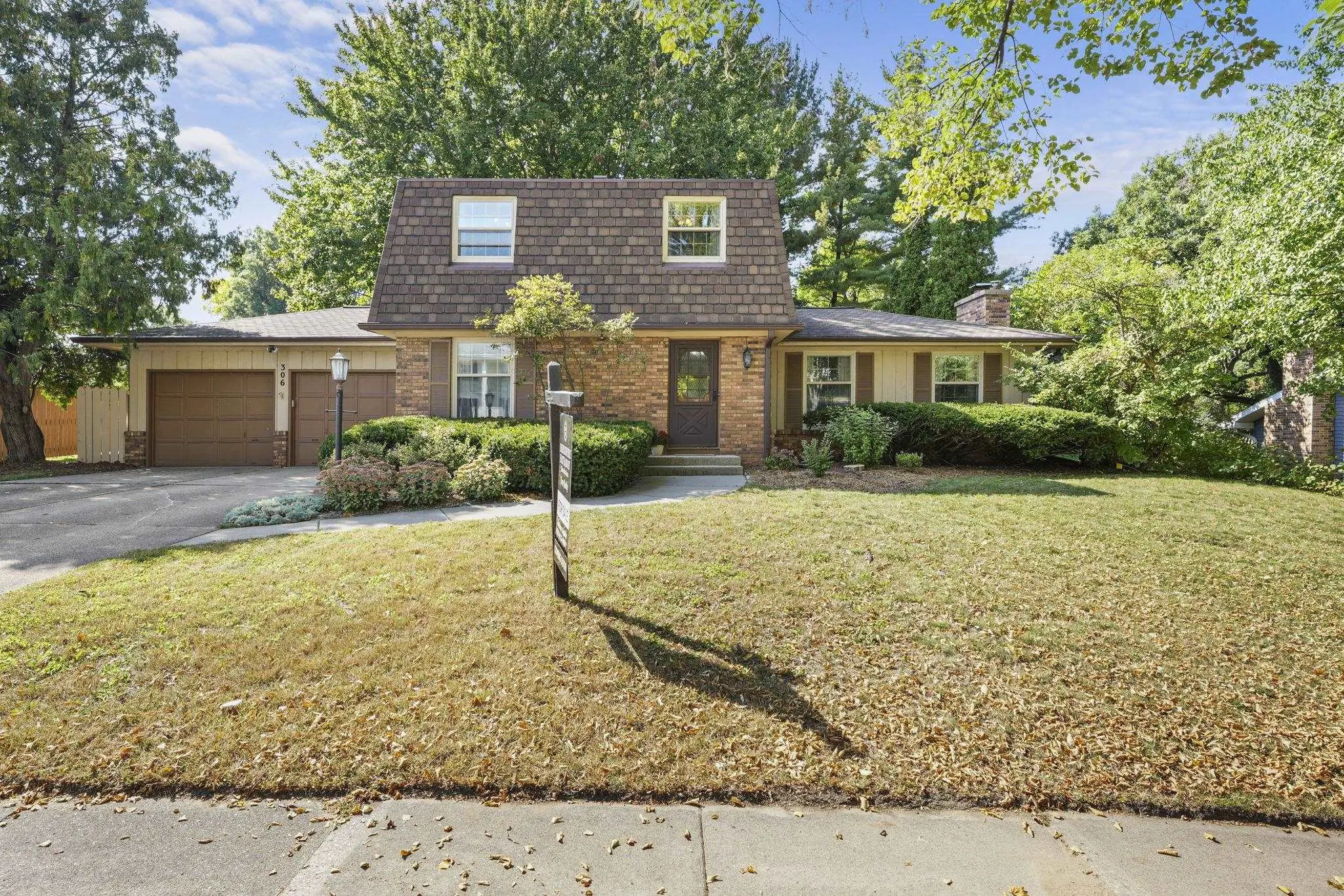 Photo of Listing #2006873