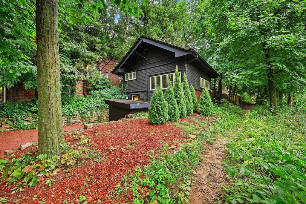 113 Bascom Place, Madison