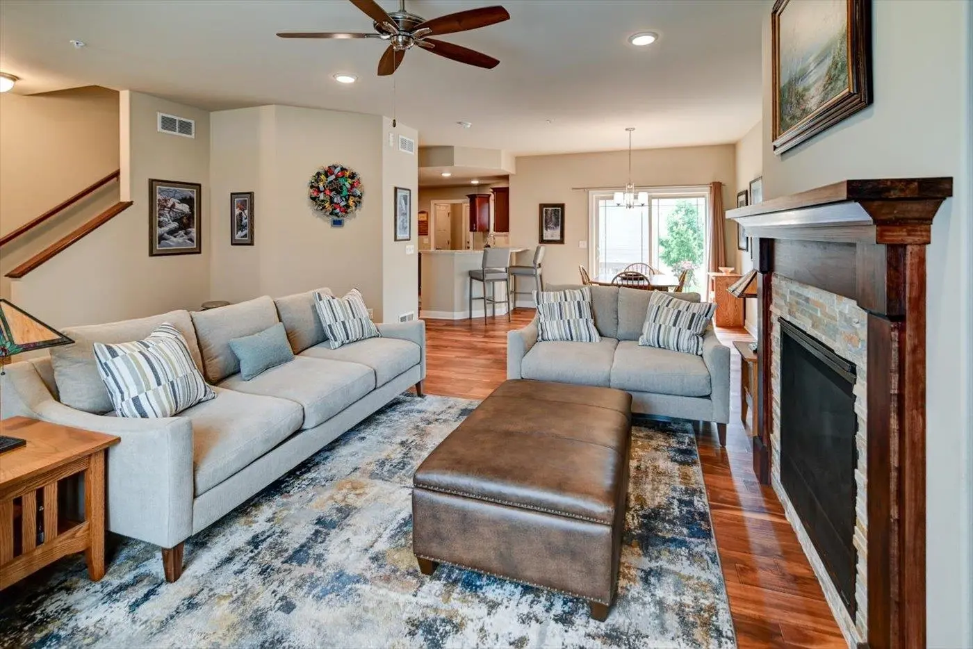 Photo of Listing #2007099