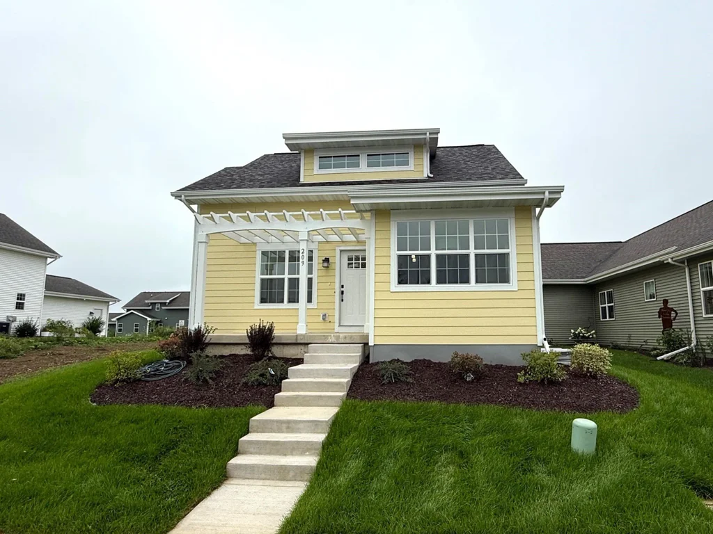 209 Lillehammer Lane, Mount Horeb