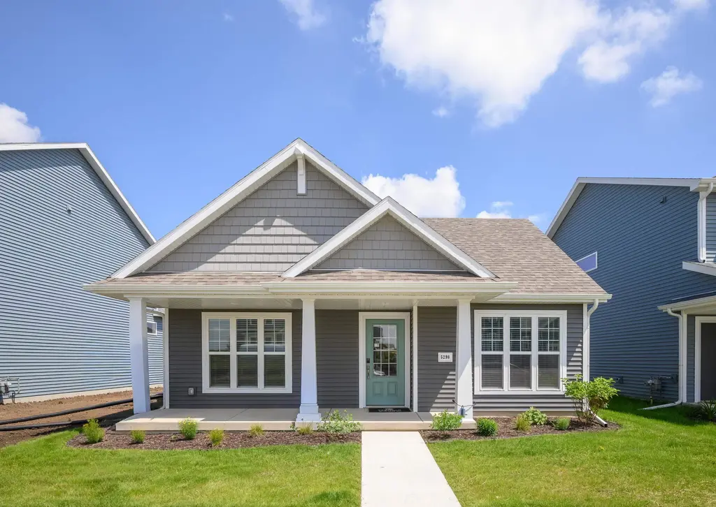 5298 Athlone Road, Fitchburg
