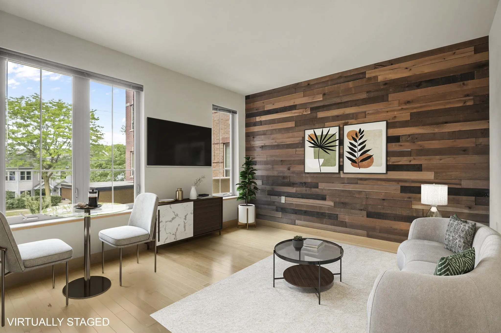 Photo of Listing #2007156