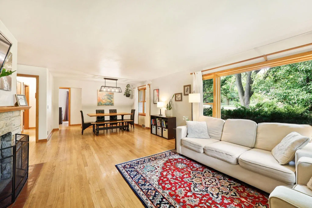 4301 Nakoma Road, Madison