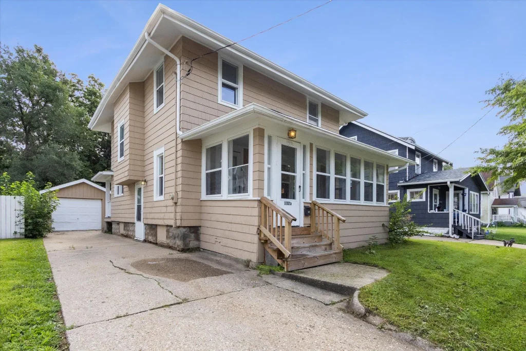 1323 Wisconsin Avenue, Beloit