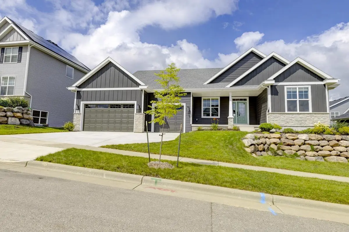 Photo of Listing #2007245