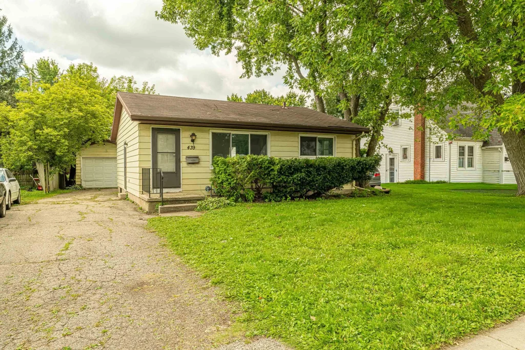 439 Windsor Street, Sun Prairie