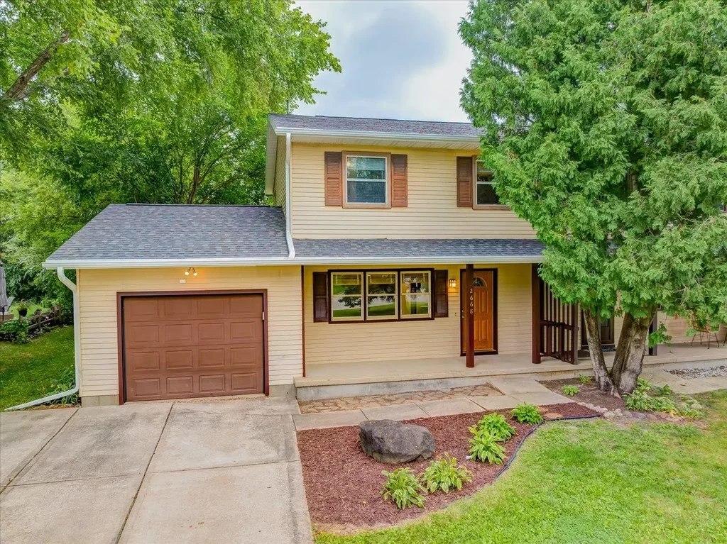 2668 Norwich Street, Fitchburg